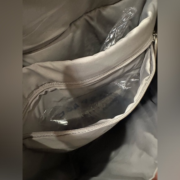 NEW Travelon Classic Convertible Backpack / Shoulder Bag for Traveling Security - Picture 10 of 13